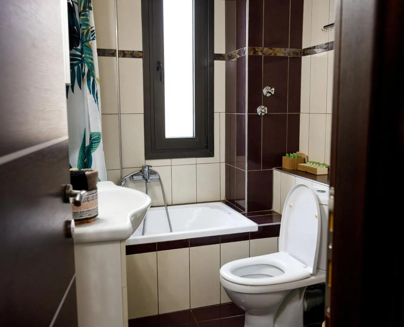 Charming Apartment With Gorgeous View & Private Parking Thessaloniki