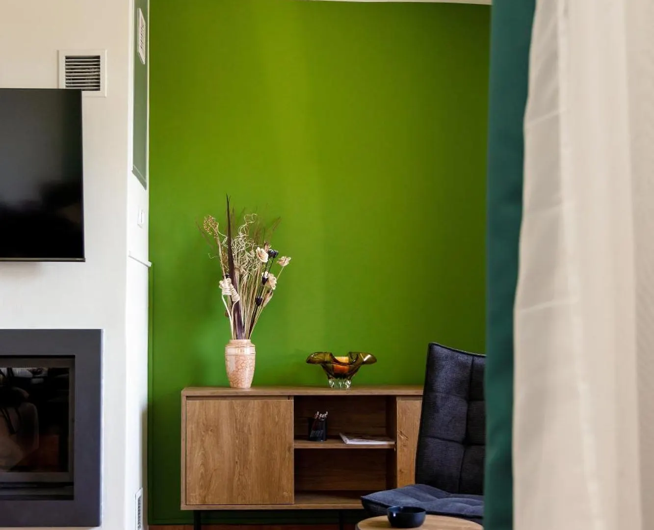 Charming Apartment With Gorgeous View & Private Parking Thessaloniki Greece